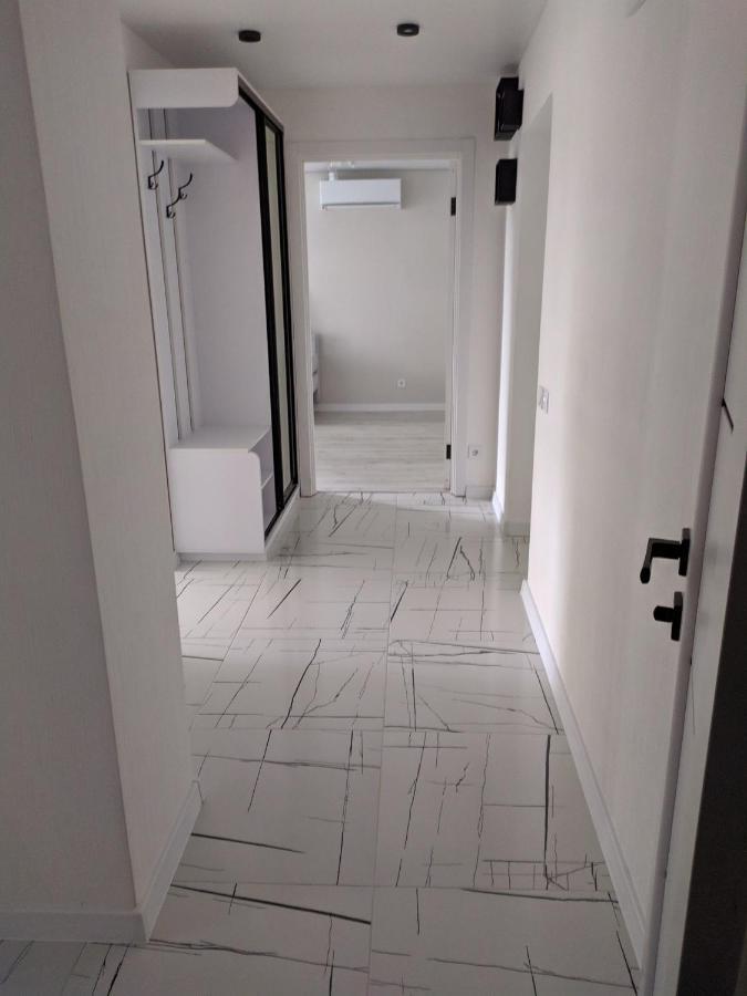 Cozy 75 Apart In Center - 2Х Кімнатна Квартира В Центрі Кропивницького Кропивницкий Екстериор снимка